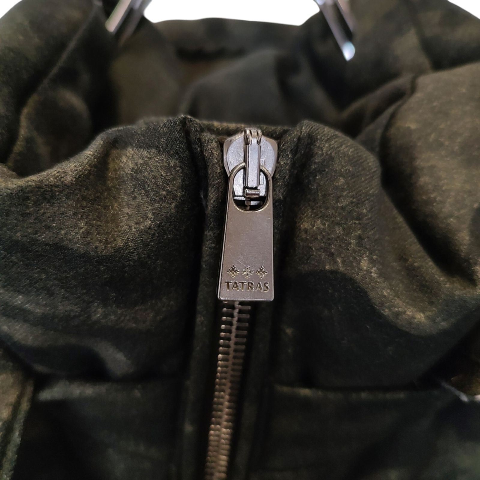 TATRAS タトラス DONATELLO シルク カモフラ ダウンジャケット 