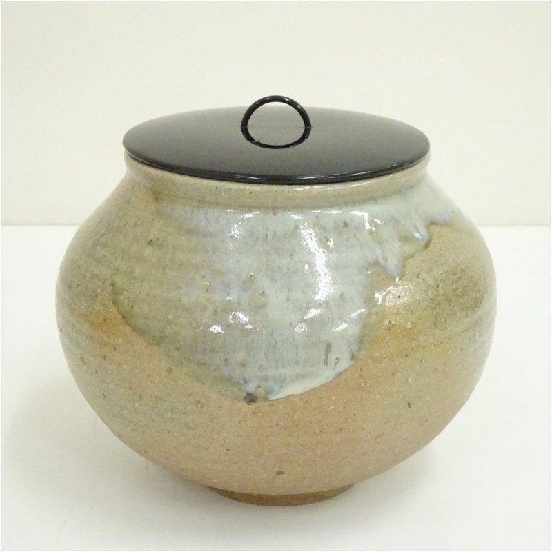 唐津焼 鏡山窯 井上東也造 斑唐津水指（共箱）水指し 茶道 茶道具