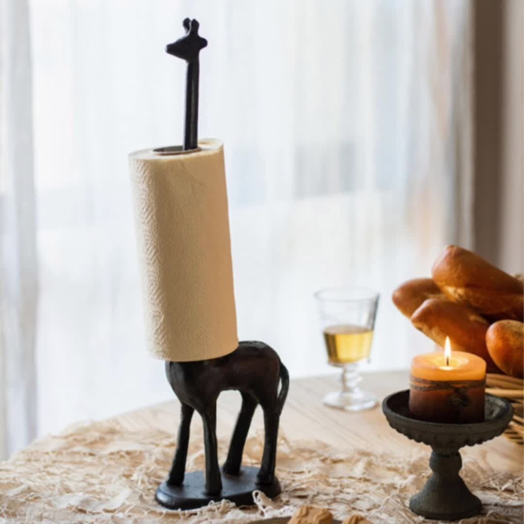 ペーパータオルホルダー ペーパーホルダー ペーパースタンド キリン きりん かわいい おしゃれ シンプル キッチンペーパー ペーパータオル トイレットペーパー キッチン 置き型 縦置き オブジェ 置物 インテリア 北欧 収納 飾り インテリア