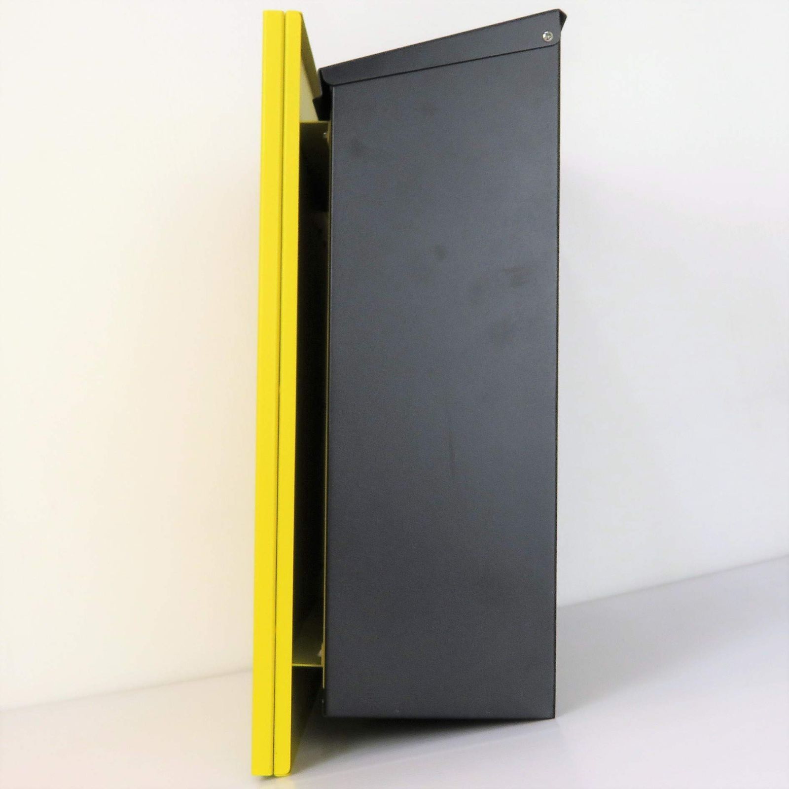 幅36.5cm 本体 本体 キーホルダー1個 カギ2本 アンカープラグ4本 ネジ4本 ゴム栓4個 本体 高さ36cm 奥行14.5cm イエロー pm469 pm46 郵便ポスト アイホーム Ihome