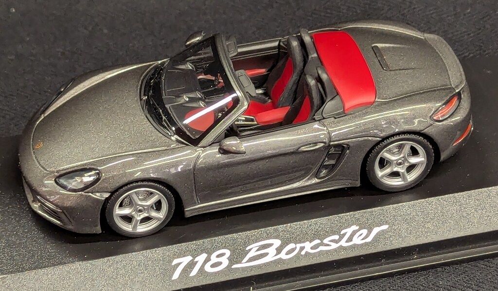 Poals Model Art 1|43MINICAMPS PORSCHE 718 Boxster