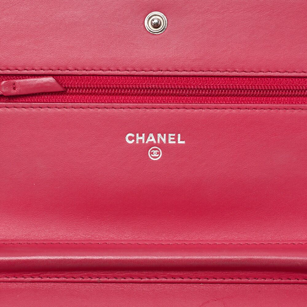 CHANEL シャネル