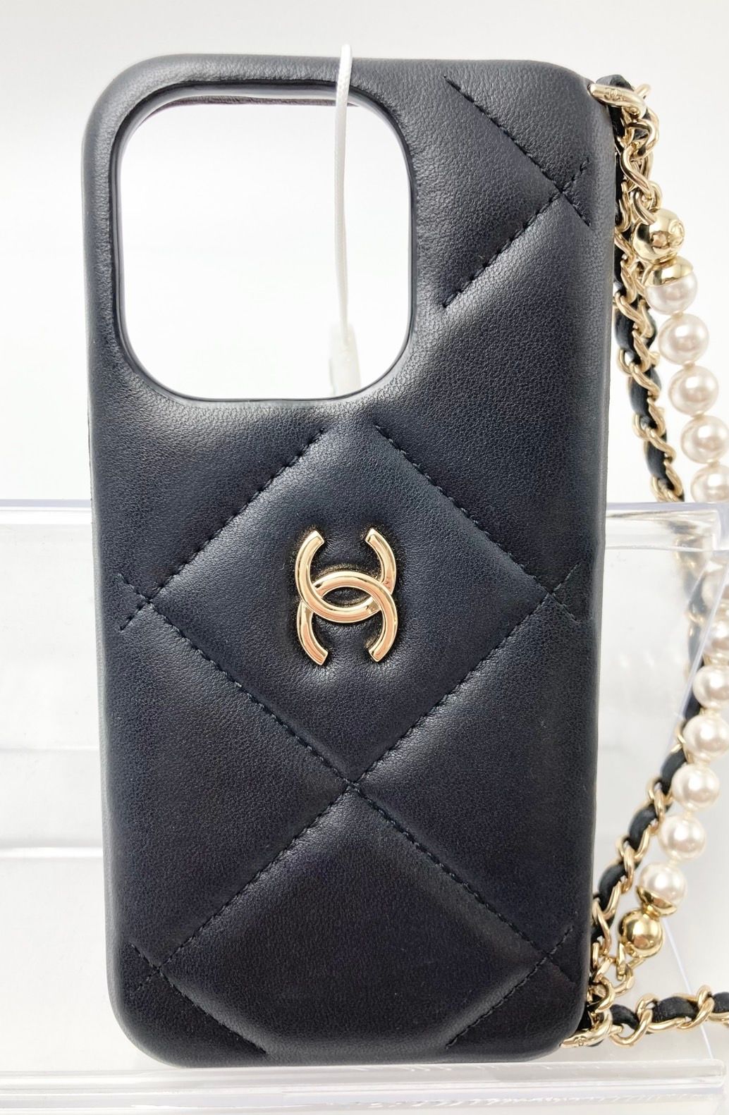 CHANEL シャネル マトラッセ ココマーク パールチェーン iPhone15Pro