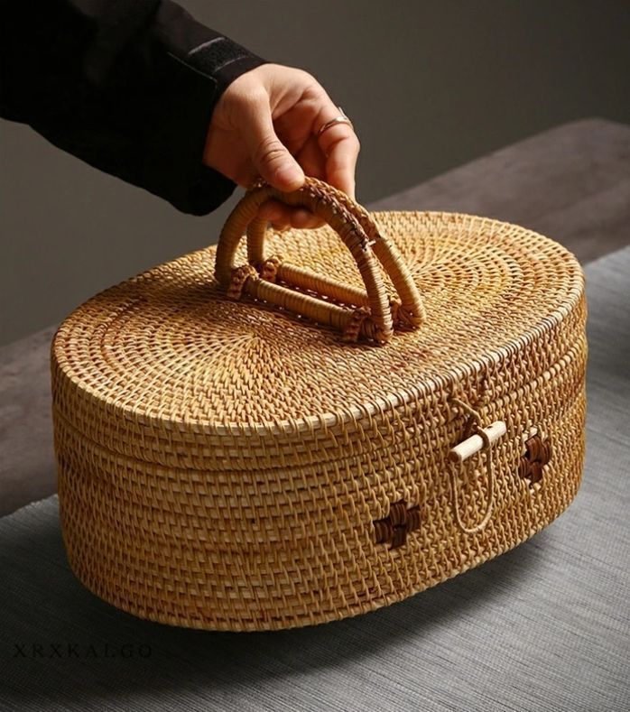 美品‼︎ 籐籠　オーバル型バスケット　ピクニック　インテリア小物入れ　レトロ クレエ アラログ フタ付き オーバルバスケットS / かご バッグ