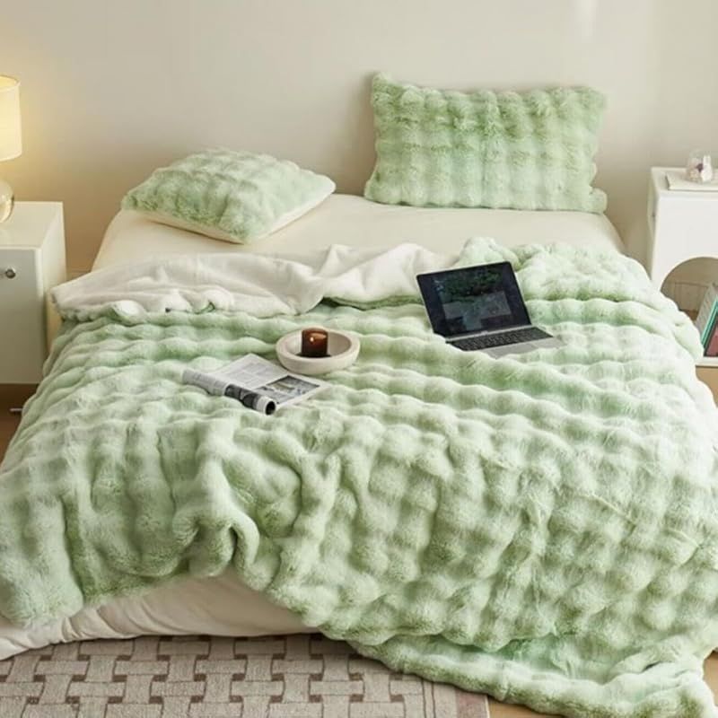 SUKAAGO ふわとろ毛布 シングル 冬用 厚手 ふわとろ 毛布 2枚合わせ もこもこ毛布 あったか ブランケット とろとろ 掛け布団 ふわふわ 布団 100x160cm 柔らかく肌触 暖かい 極温 静電気防止 洗える 吸湿速乾 抗菌防臭 (グリーン,180