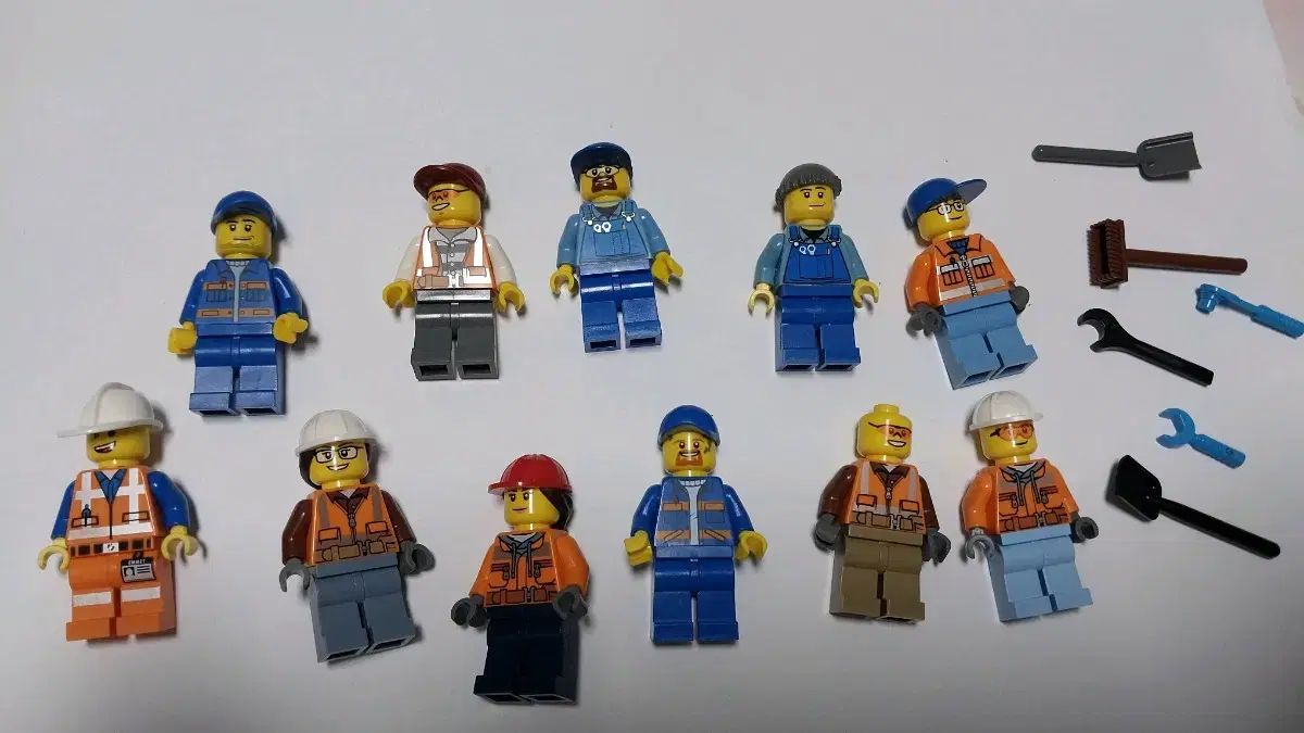 SALE，新品 LEGOミニフィギュア建設整備現場作業員コレクション その他