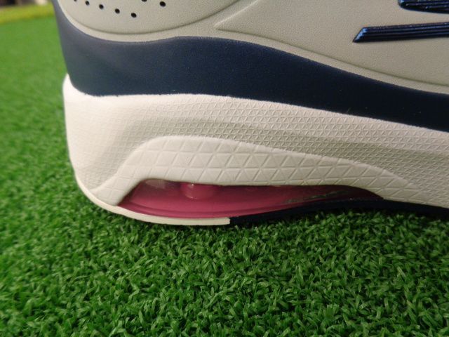 GK栄三越□128 シューズ 【22.5】SKECHERS GO-GOLF AIR DOS GYNV