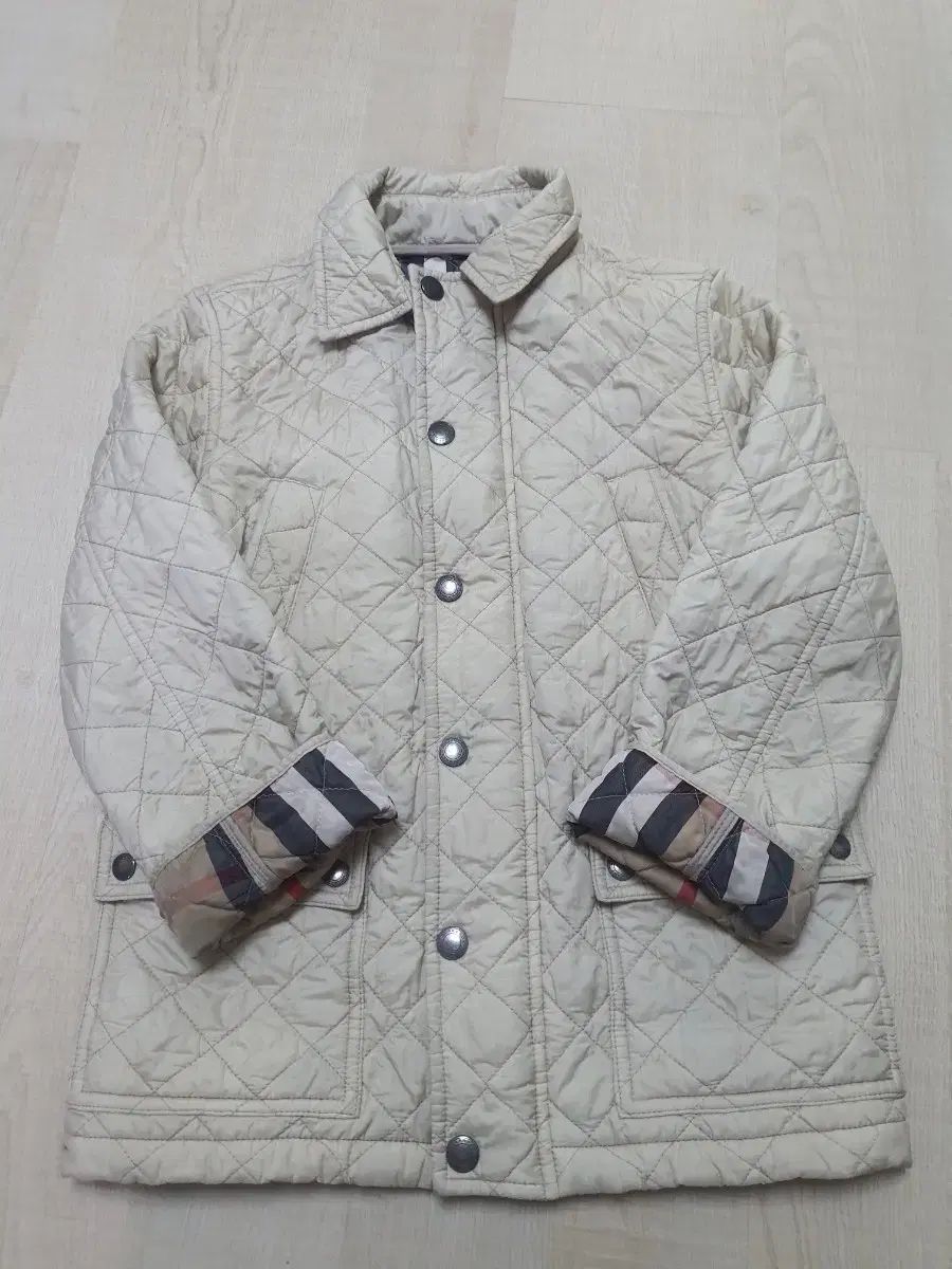 8Y Burberry Kids(バーバリーキッズ) キルティング キルト