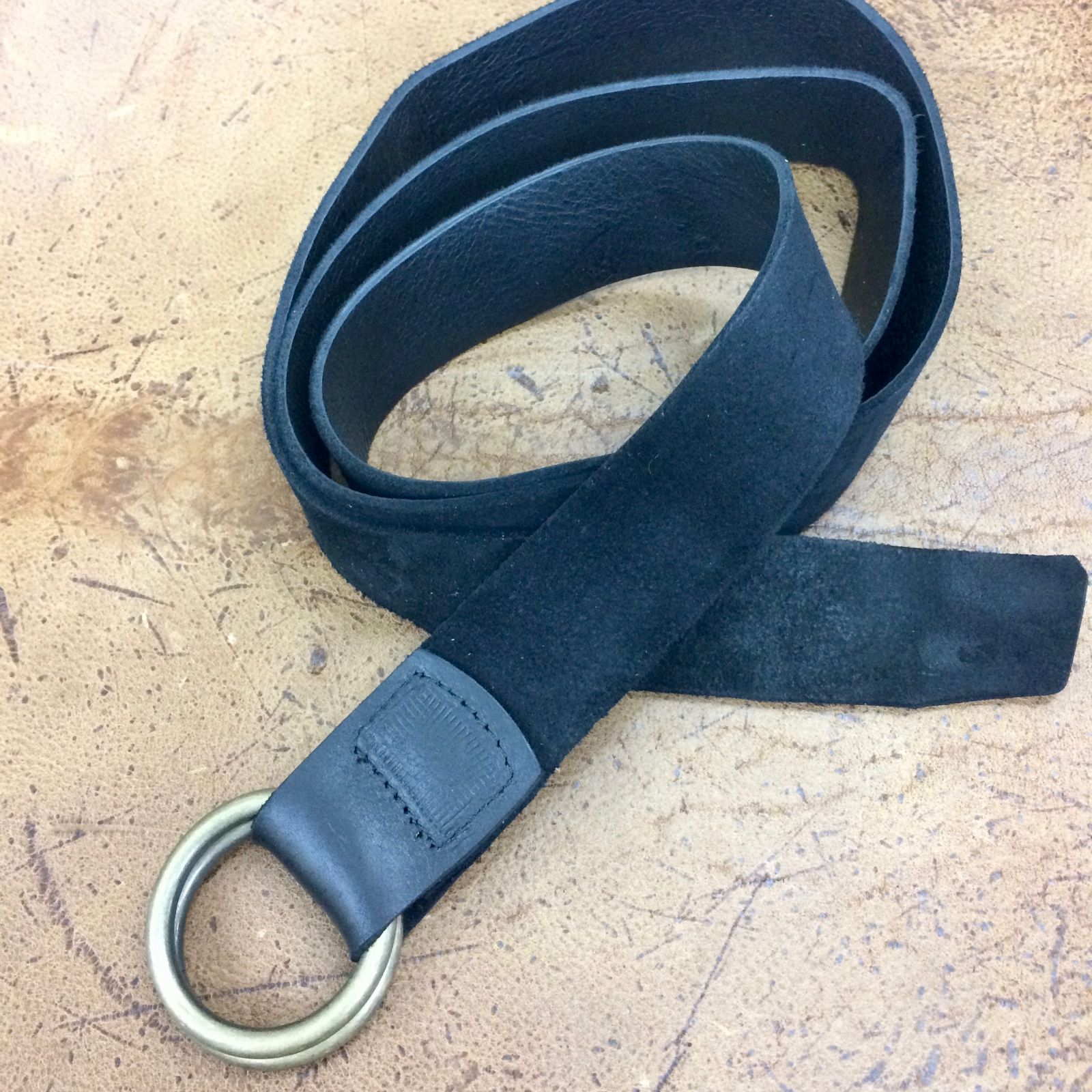 【極美品】scye サイ 日本製正規品　高級ダブルリングドレスベルト　本革/真鍮 England製レザー】 kudu 32ミリ幅 本革ベルト ダブルリング