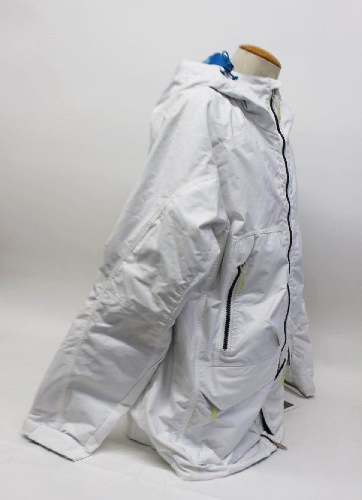 スノーホワイト　 White 子株 ワケあり X-nix エクスニクス メンズ スノーボードジャケット Mサイズ