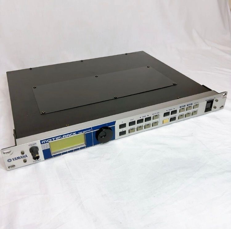 美品】YAMAHA MOTIF-RACK TONE GENERATOR - メルカリ