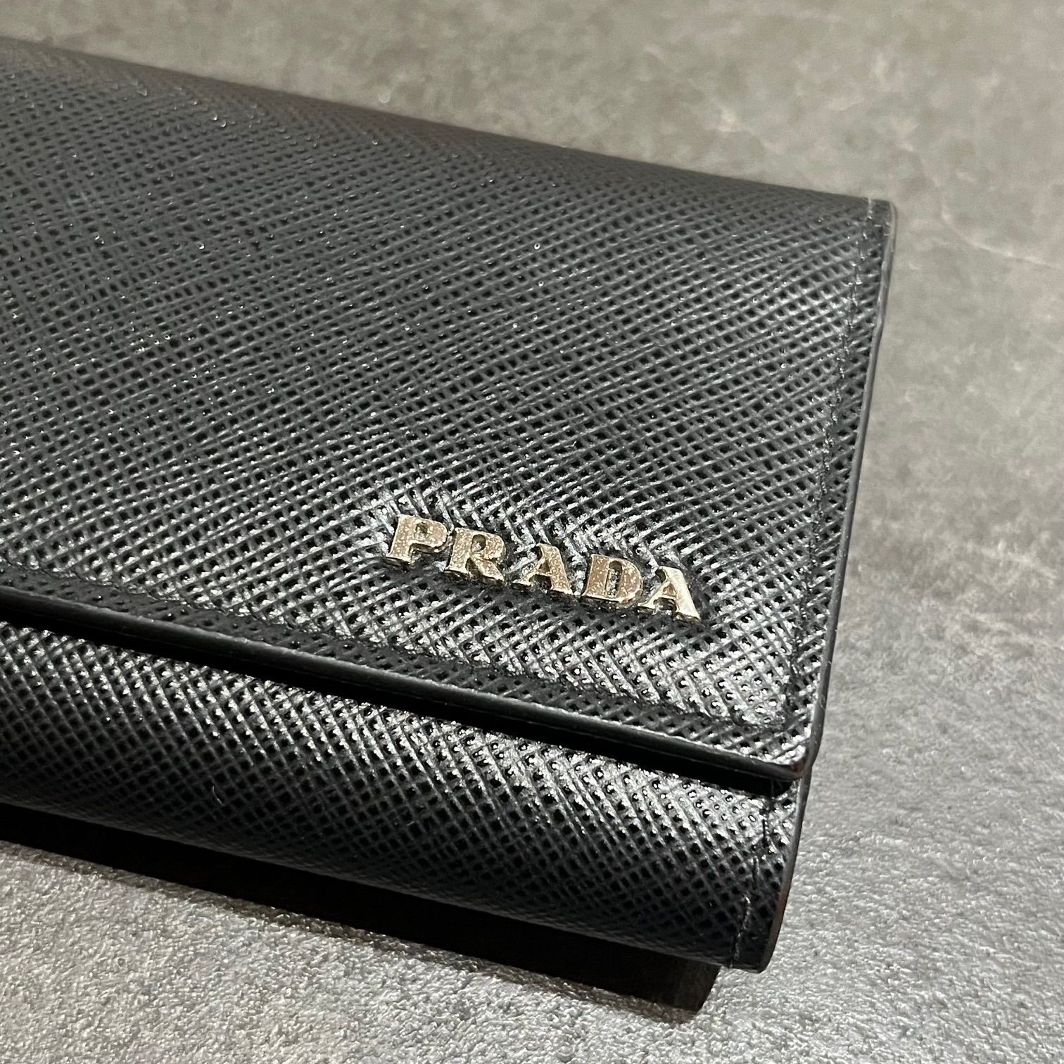 PRADA レザー キーホルダー Brandol / PRADA プラダ キーリング レザー スクエアロゴ