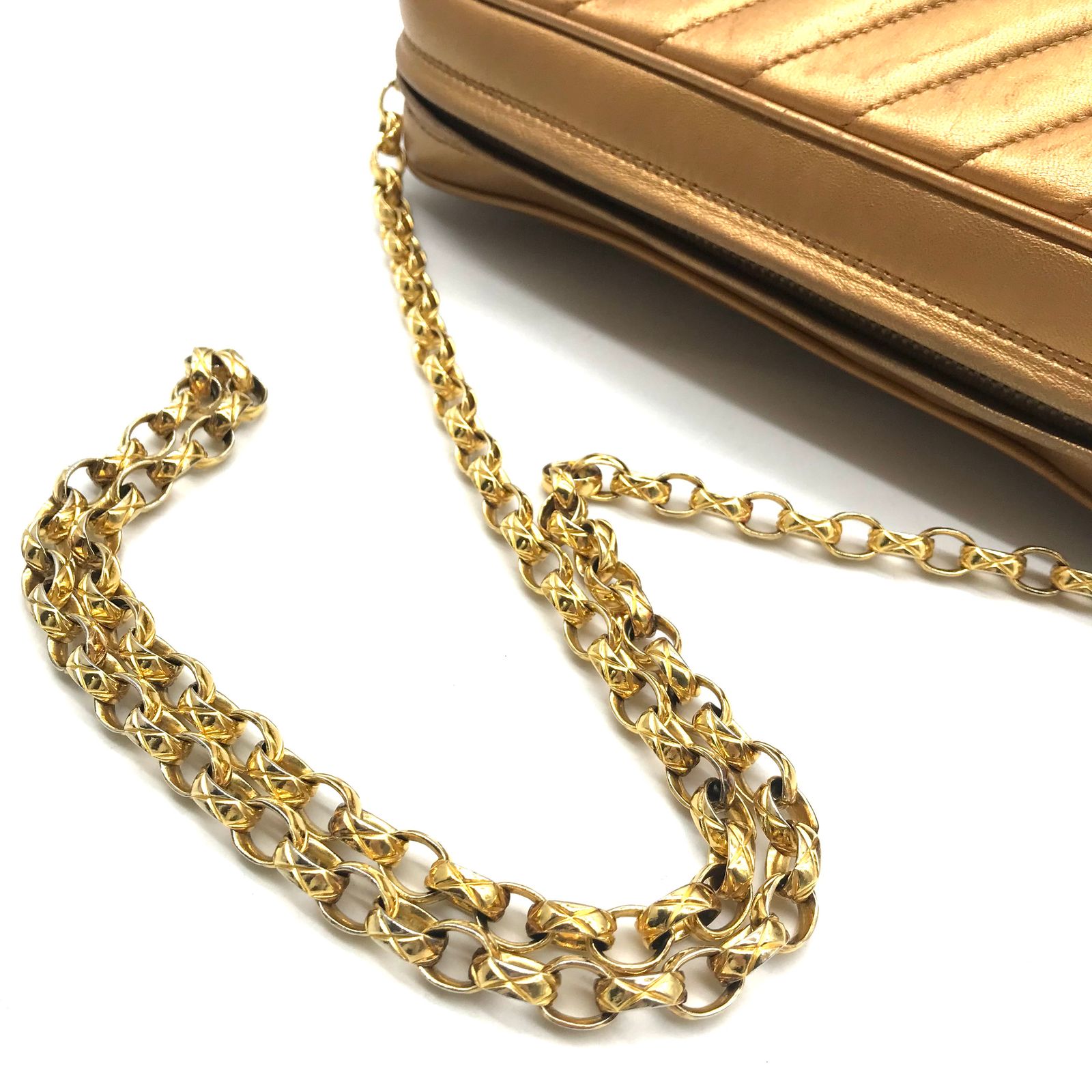 良品 CHANEL シャネル ココマーク バイアス ステッチ ラムスキン ターンロック チェーン ショルダー バッグ ブロンズ ga612 CHANEL シャネル ココマーク バイアス ステッチ ラムスキン ターン