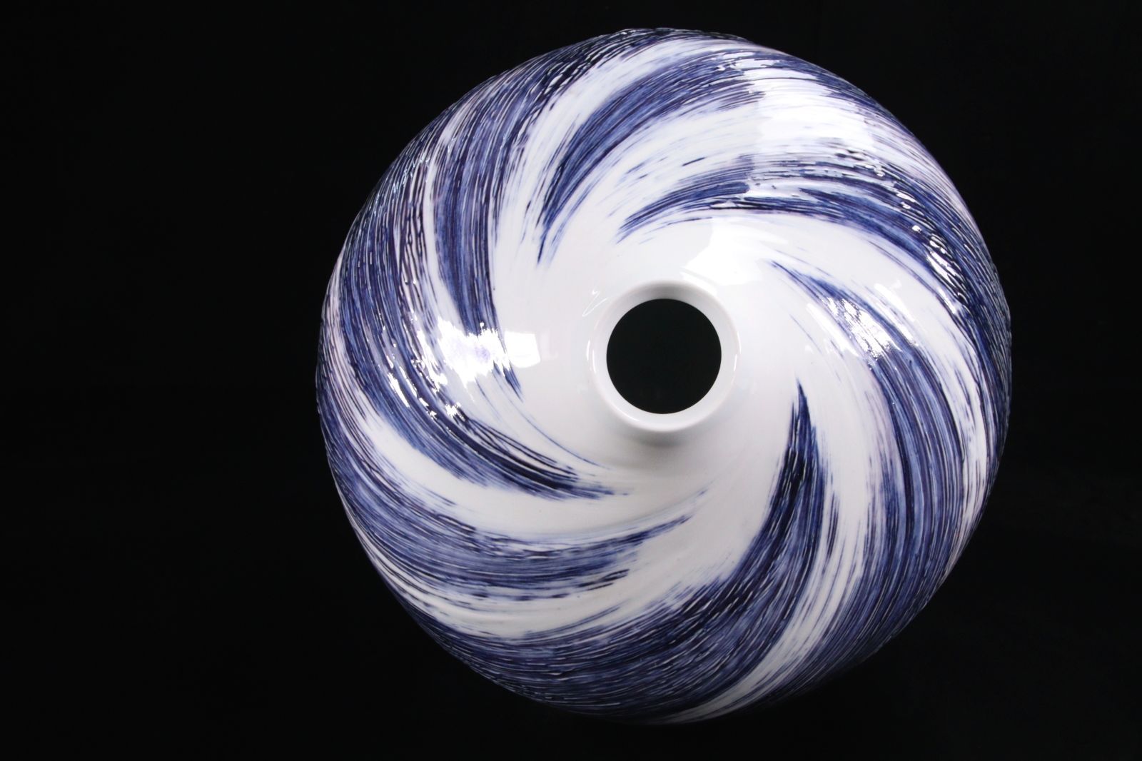 泰明窯 前田泰昭 染付渦潮壷 29cm 共箱 花器 花瓶 唐物 骨董 古美術 楾