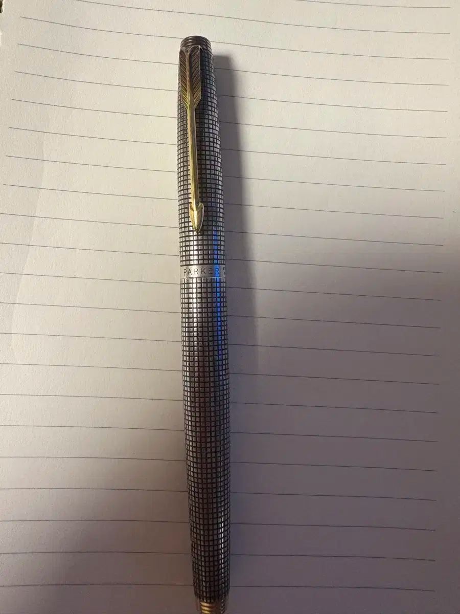 【緊急大幅値下げ！】 パーカー sterling silver GOLD ファン万年筆 【２０１４最新作】