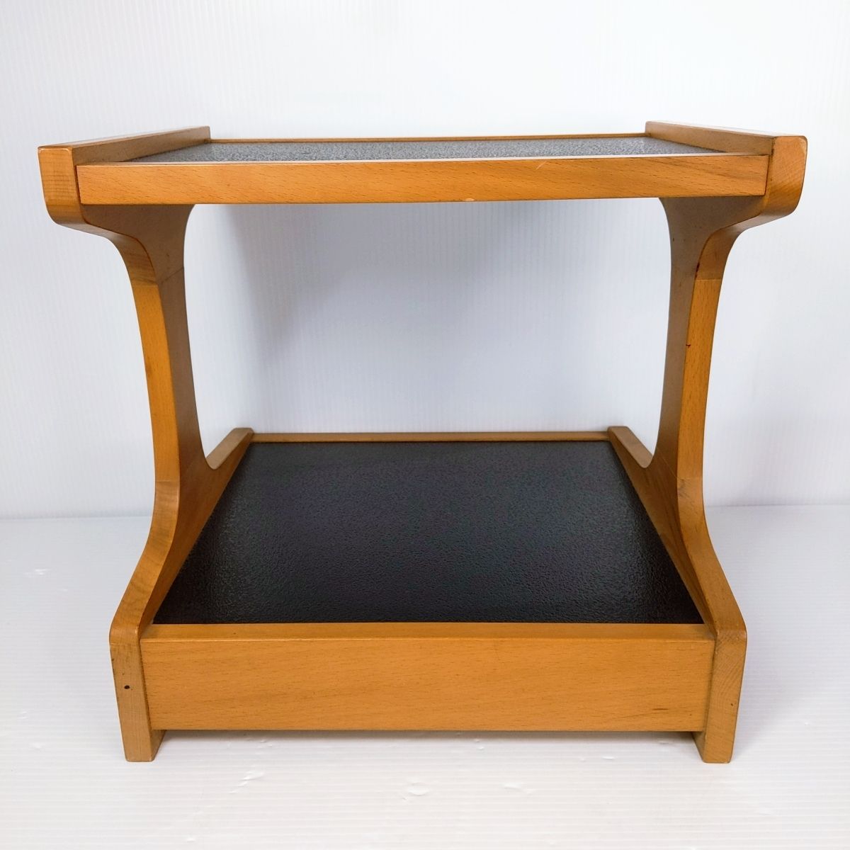 カリモク家具