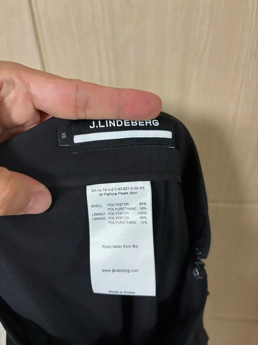 J.LINDEBERG J.リンドバーグ プリーツ スカート WHITEMONARCHHOTEL_COM