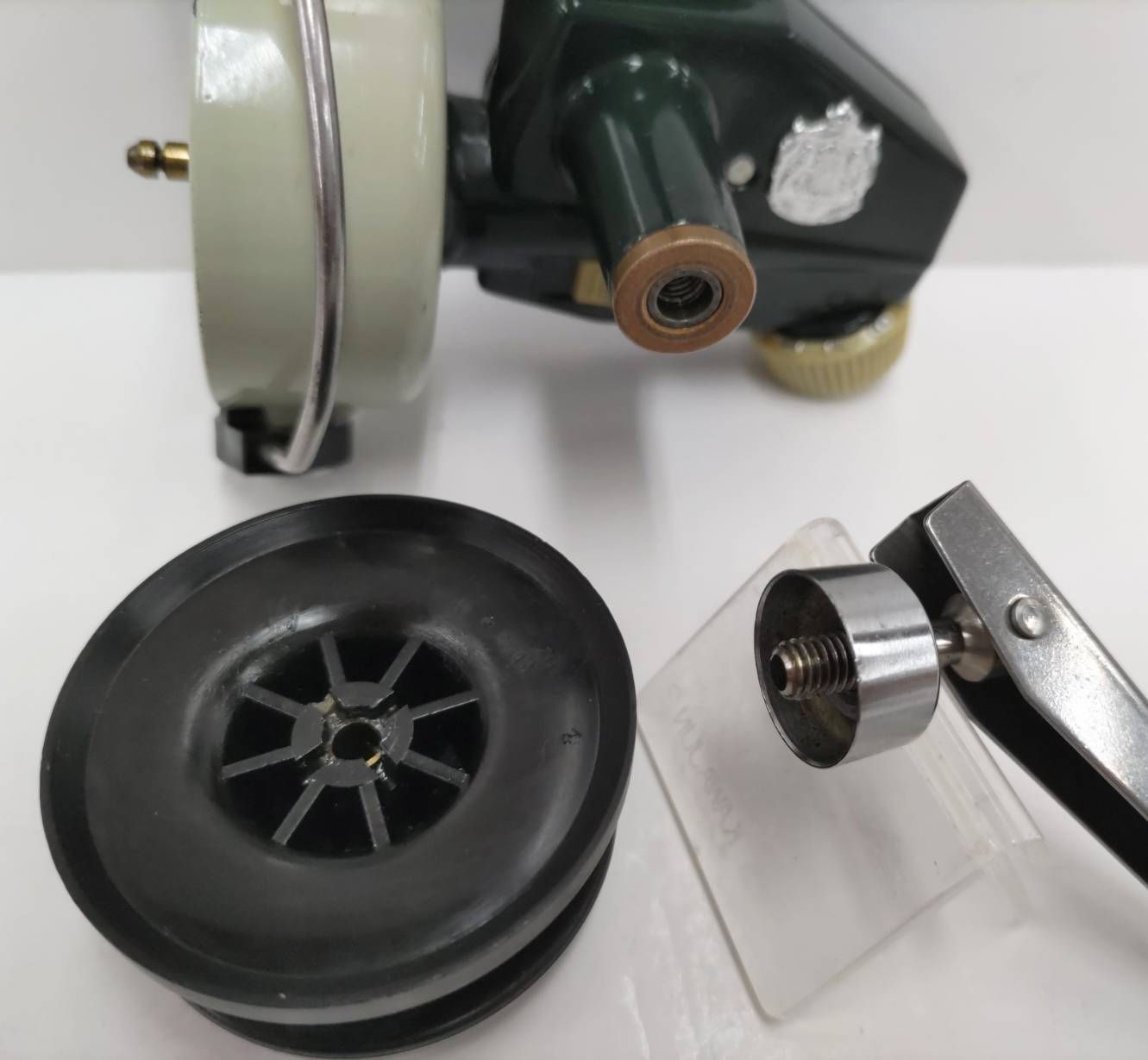 アブガルシア　カーディナル３３　７６０３０１ 美品 Amazon.co.jp: アブ カーディナル 33 復刻 Abu Cardinal 760301