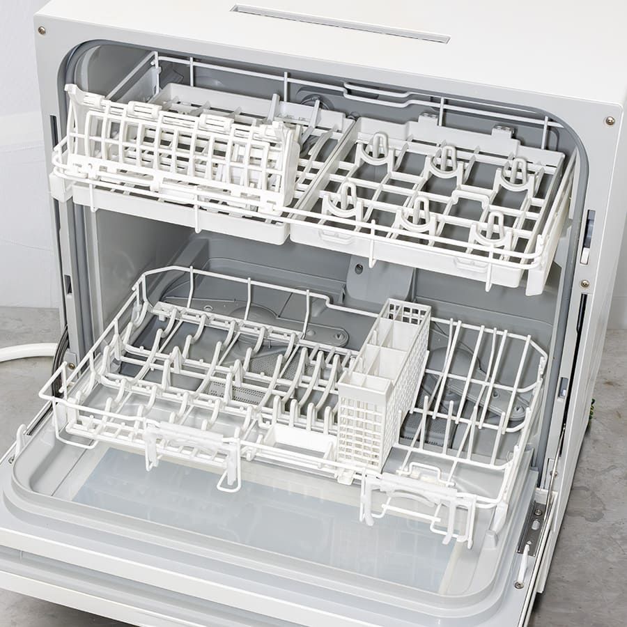 品質保証で、高速配送！ C｜徹底除菌クリーニング済み｜３ヶ月保証 パナソニック 食器洗い乾燥機 NP-TH4-W 5人用 前開き 食器点数40点 ストリーム除菌洗浄 80℃すすぎ エコナビ