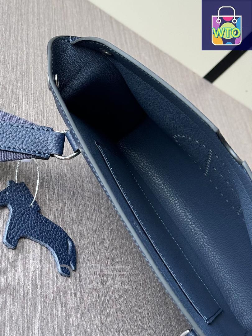 【このサイズがほしかった♡】HERMES ショルダーバッグ エルメス(HERMES)エルメス コンスタンスミニ ブラック