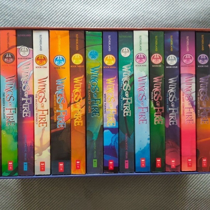 値下✨Wings of Fire 英語　洋書　15冊　多読 値下✨Wings of Fire 英語 洋書 15冊 多読 英語多読】小2息子