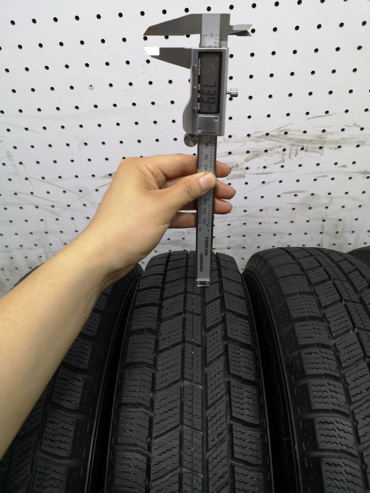 パッソ 155/80R/13 スタットレス ブリヂストン製VRX3 4本セット ブリザック 新品 国内正規品 4本 スタッドレスタイヤ