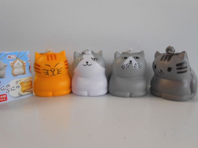 ♯Izi28GZぶさかわねこにゃん全8種 - メルカリ