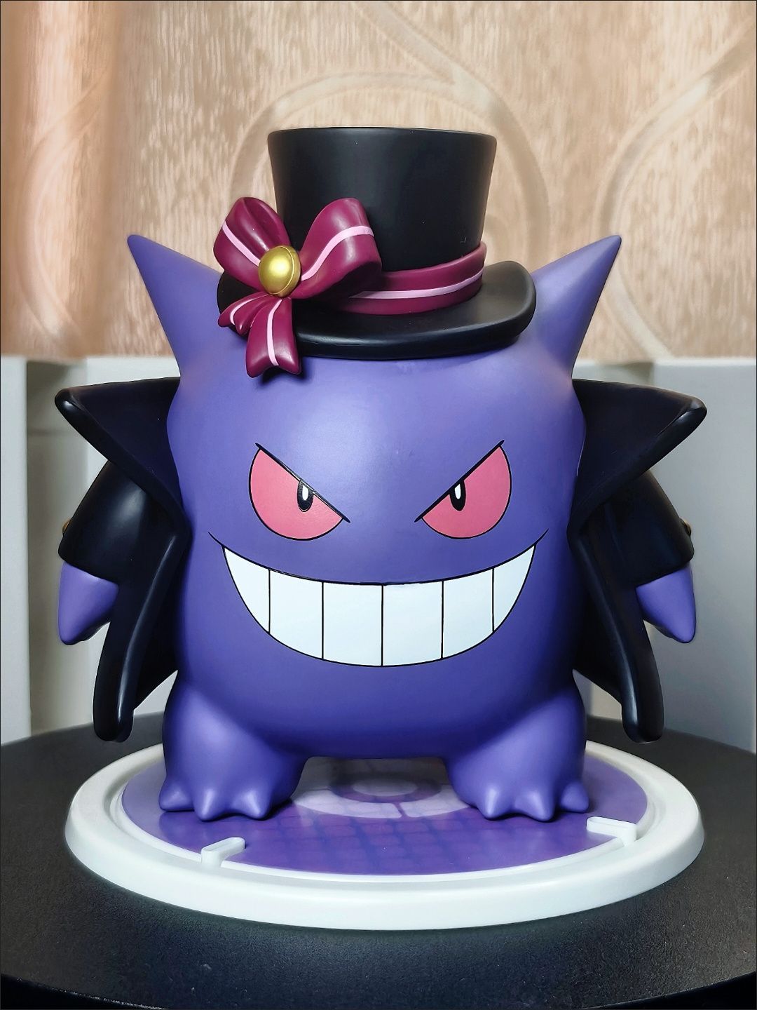 ポケモン大集結シリーズフィギュア ゲンガー 紳士服のスタイル