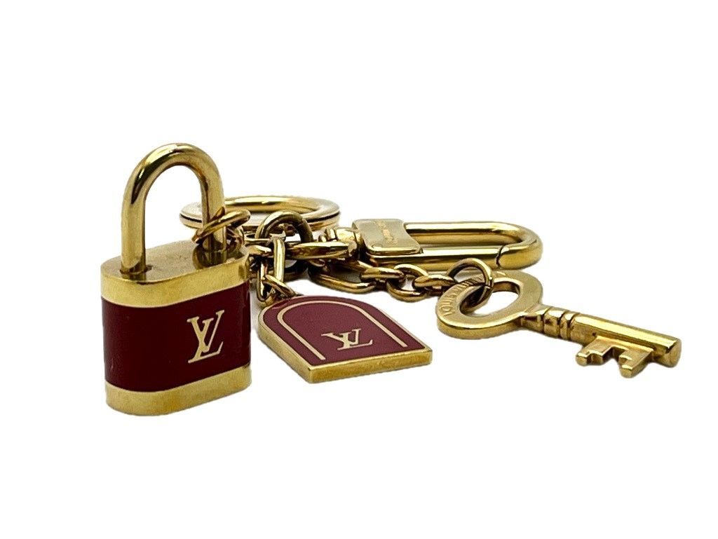 ▽LOUIS VUITTON ルイ ヴィトン ポルトクレ カドゥナ キーホルダー キーリング バッグチャーム アマラント ゴールド 00235