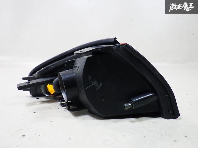 日産 HCR32 R32スカイライン フロントウィンカーコーナーレンズ左売切り‼️ Yahoo!オークション -「hcr32」(ウィンカー、サイドマーカー