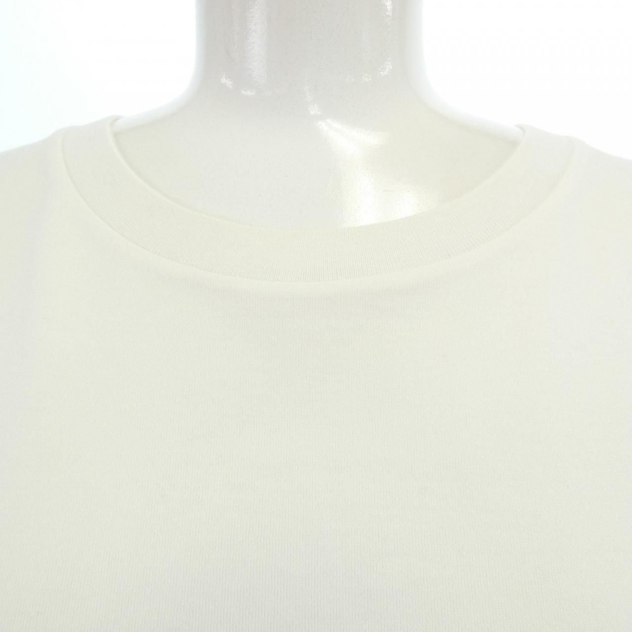 クロップドTシャツ