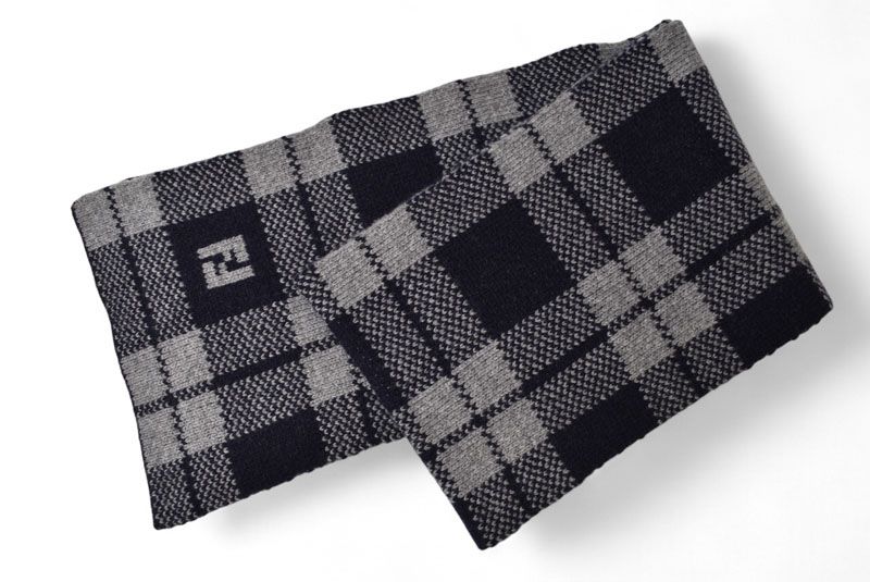 フェンディ マフラー FENDI ウインタースカーフ ウール100％ FFロゴ ネイビー|グレー