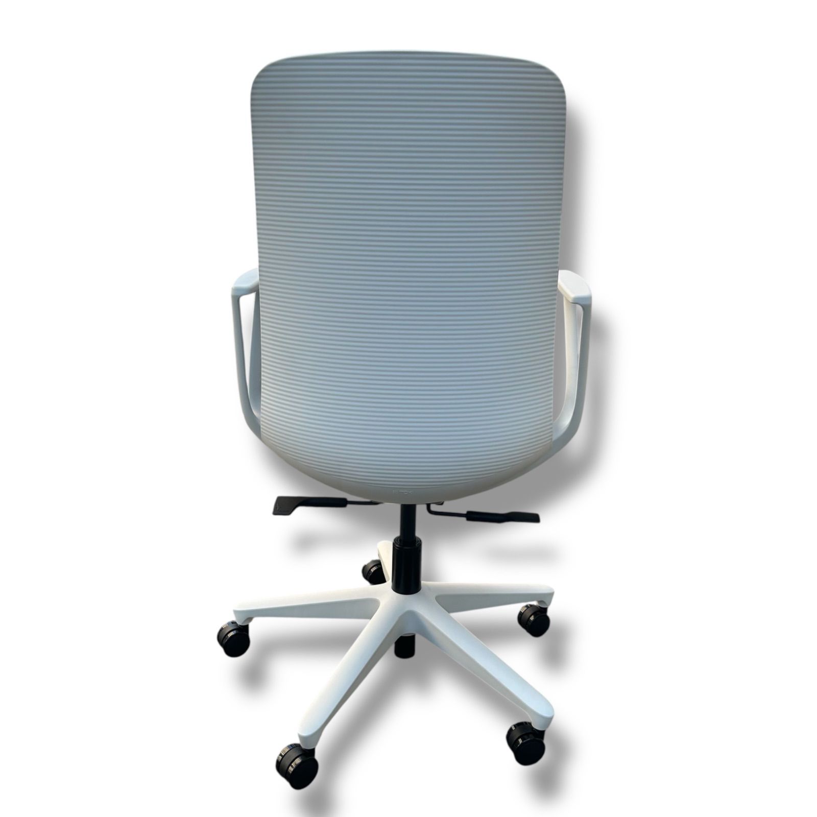 ITOKI イトーキ トルテUチェア KJ-3 ブルー×ホワイト MARWIL-DEMENAGEMENTS_CH