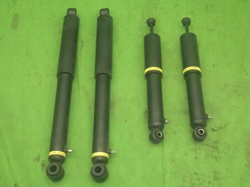 【中古】SANKO NeoTune ハイエース用 ショック 1台分