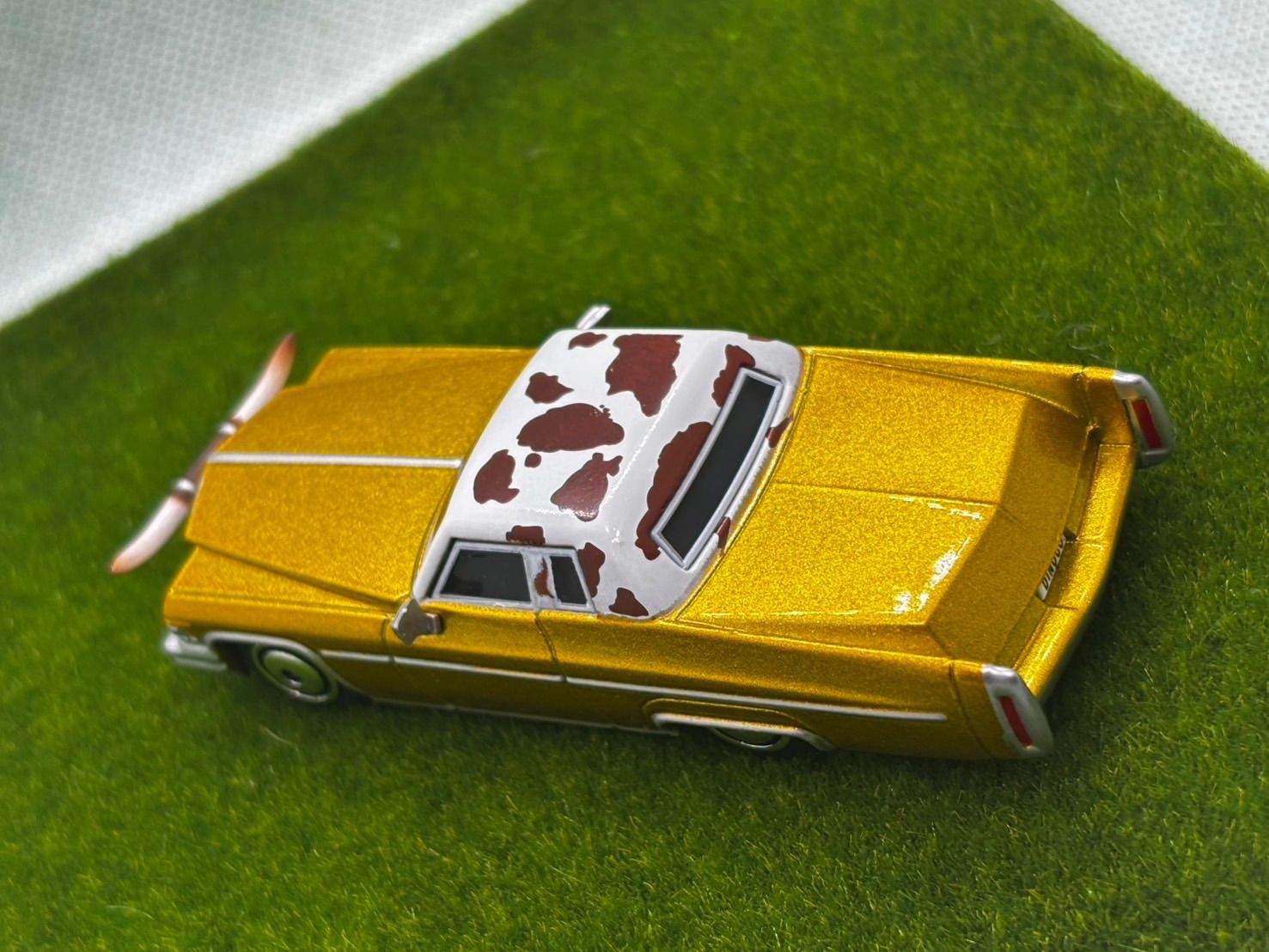 新品】 カーズ ミニカー テックス・ダイナコ ダイナコ社長 - メルカリ