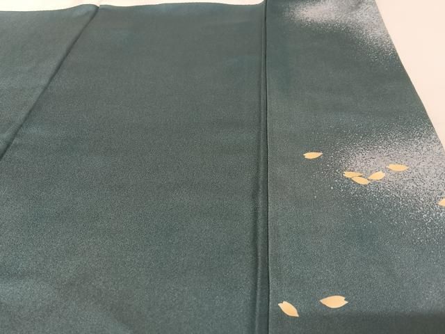 着物屋こころ■訪問着　作家物　桜尽くし　暈し染め　金彩　逸品　ｊ3204 白色系地色に流水の地紋 小花柄 あでやか 華やか 振り袖風着物 楽天