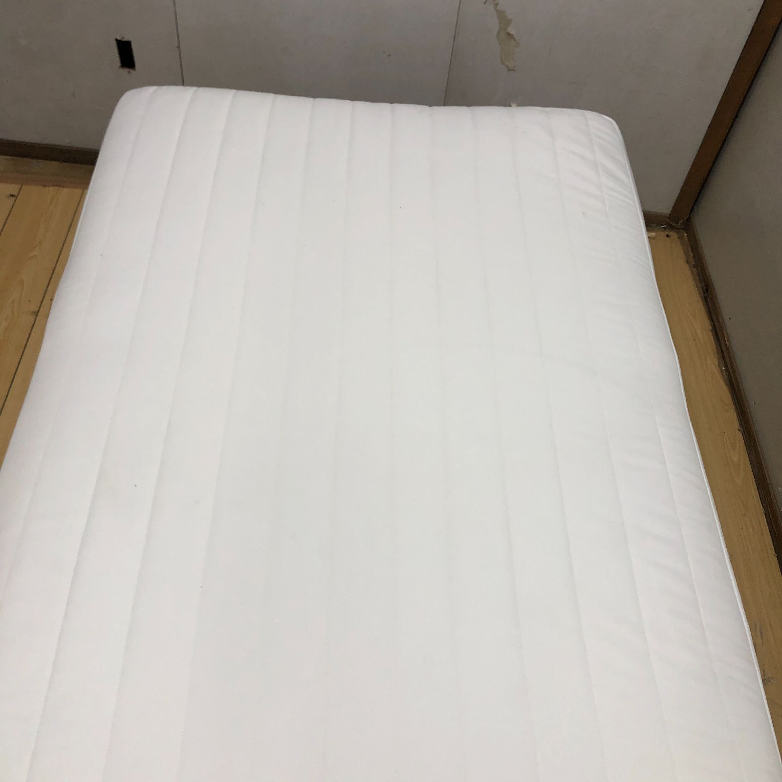 送料無料 無印良品 脚付きマットレスベッド シングル 白 250723-9