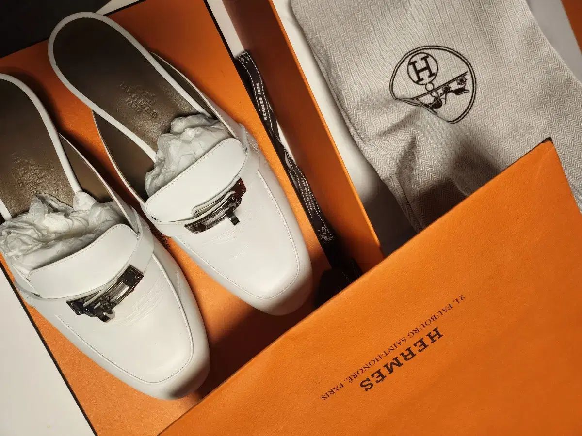 HERMES(エルメス) オズミュール 白 銀 36 エルメス オズ36