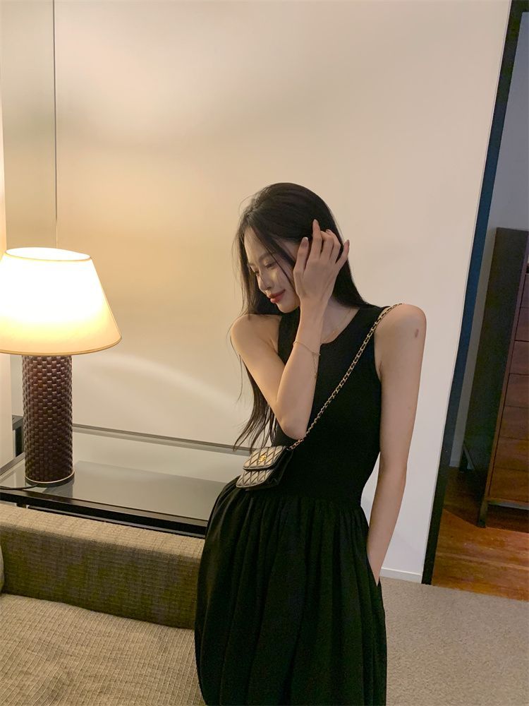 さり気なく旬を取り入れる 早い者勝ち 春 デザインセンス ロングスカート ジャンパースカート 文芸