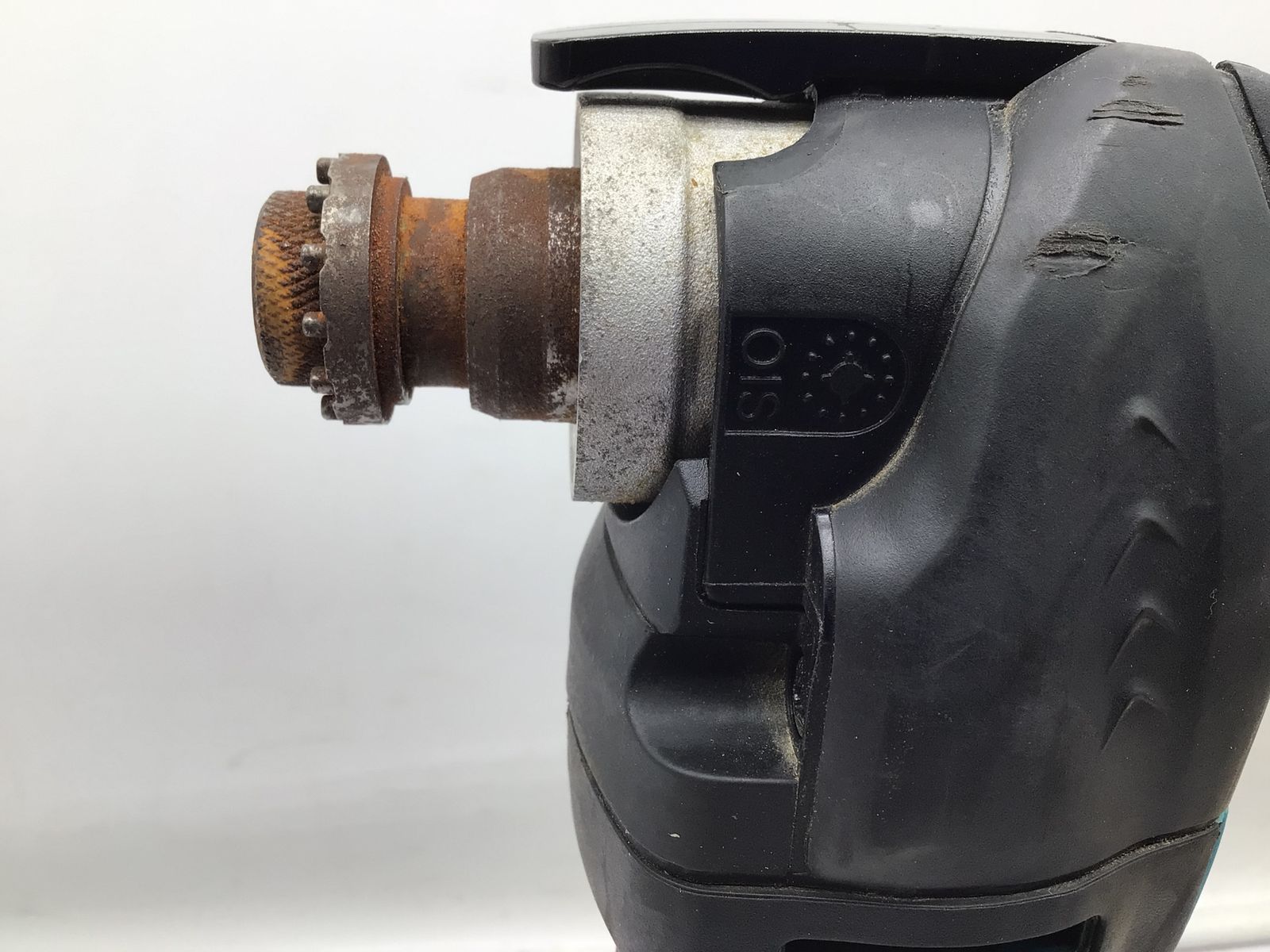 品 Makita|マキタ 14.4v充電式マルチツール TM41DZ 本体のみ ITEL09GSHT09 エコツール豊田インター店 M02