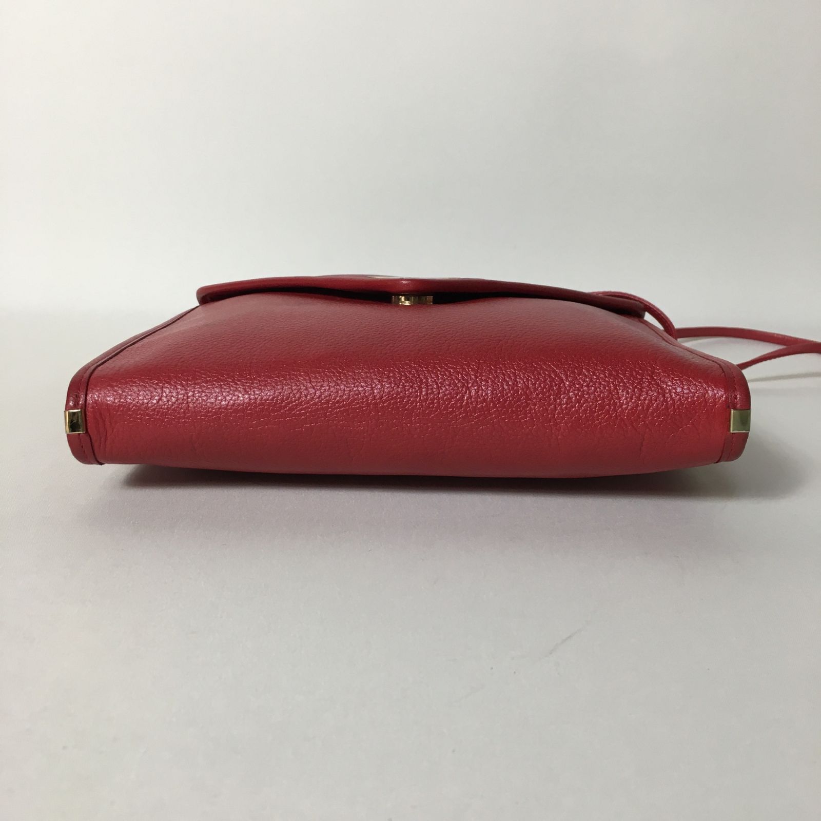 2507-106｜イヴサンローラン ショルダーバッグ レザー レッド