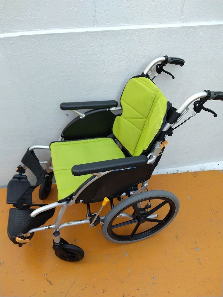 送料無料 一部地域を除く 自走式車椅子 ネクストコアNEXT-21B-40 KM-25-0917-18