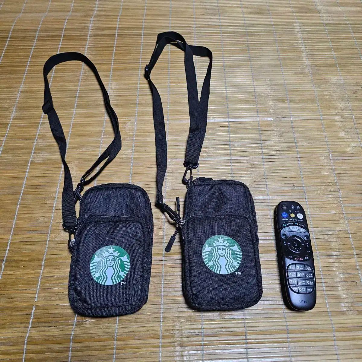 【未使用品】スターバックス　バッグ　まとめ売り STARBUCKS(スターバックス) ショルダーバッグ 新品 二個 まとめ
