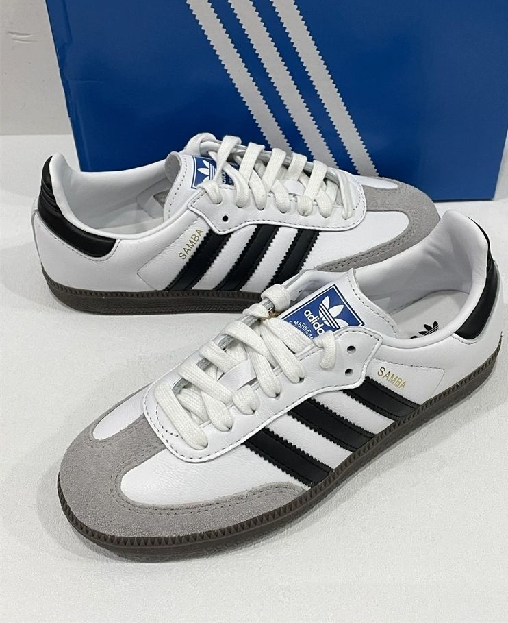 adidas originals Samba Vegan カジュアルスニーカー