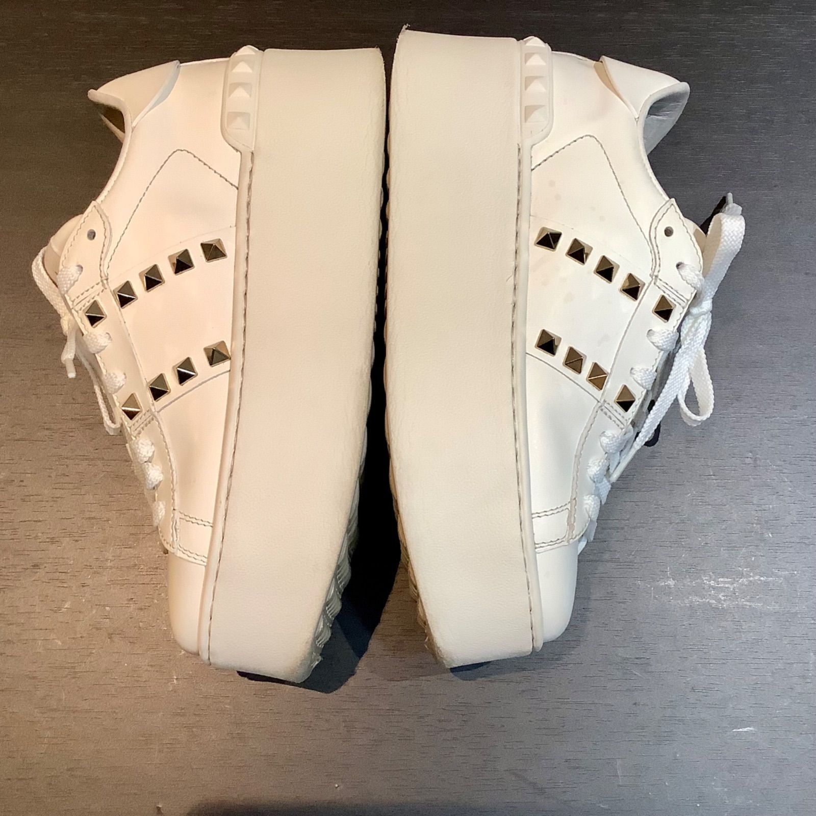 VALENTINO ロックスタッズ 厚底 スニーカー ヴァレンティノ VALENTINO GARAVANI ロックスタッズ 厚底