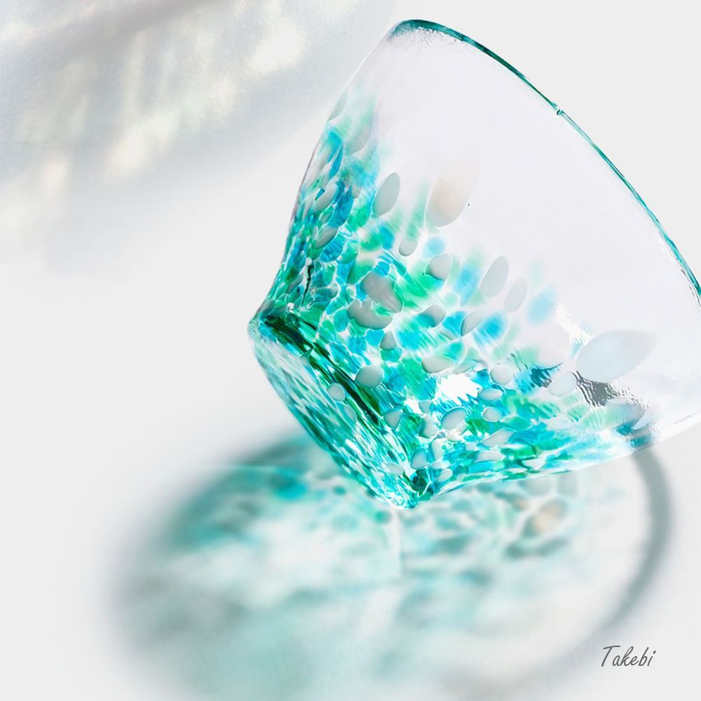 津軽びいどろ みずばしょう2点セット（ 盃1個と色色豆皿1個） 日本