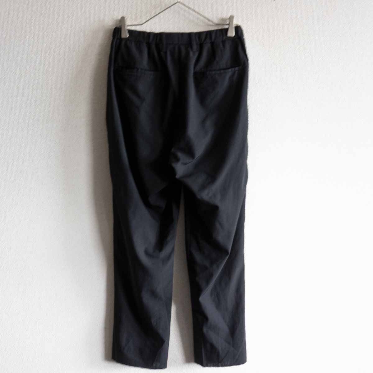 イッセイミヤケ パンツ 変形 くろ