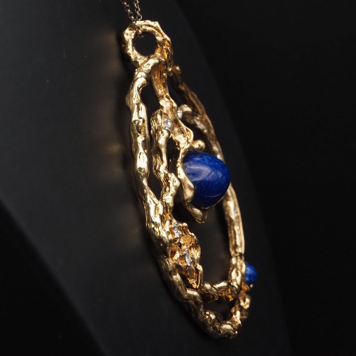 デザイン チャーム