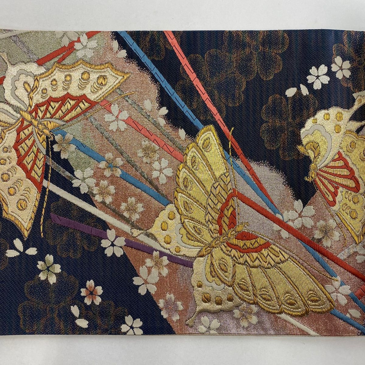 袋帯 秀品 振袖向き 蝶 桜 金糸 箔 紺色 六通 正絹 【中古