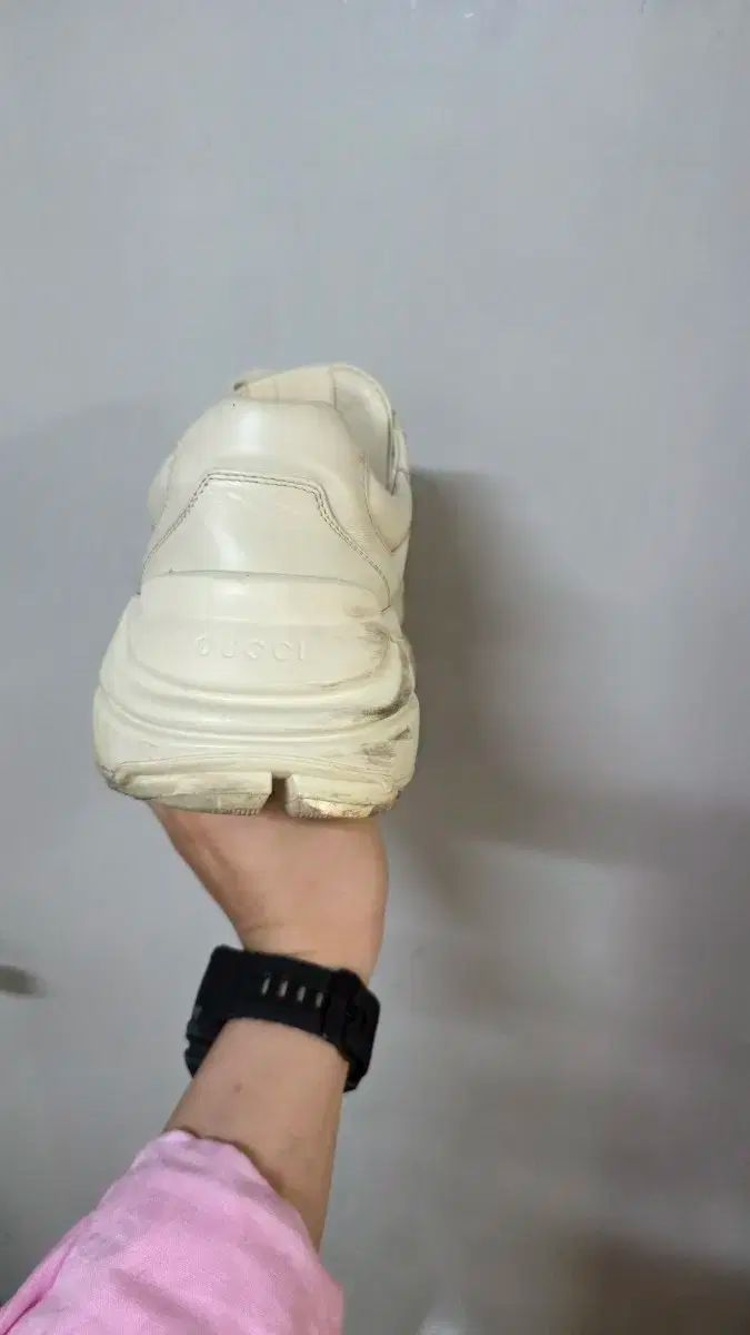 グッチライトン